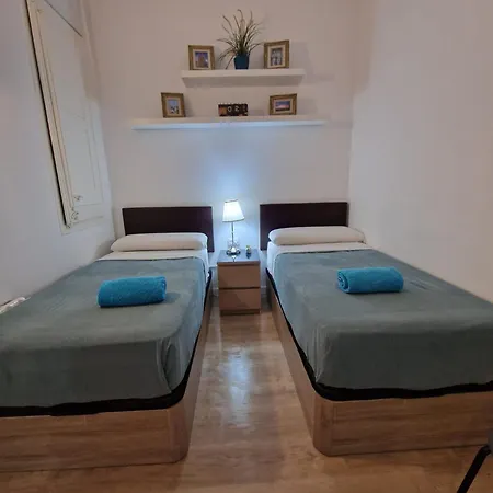 Bed and breakfast En Roger De Flor *